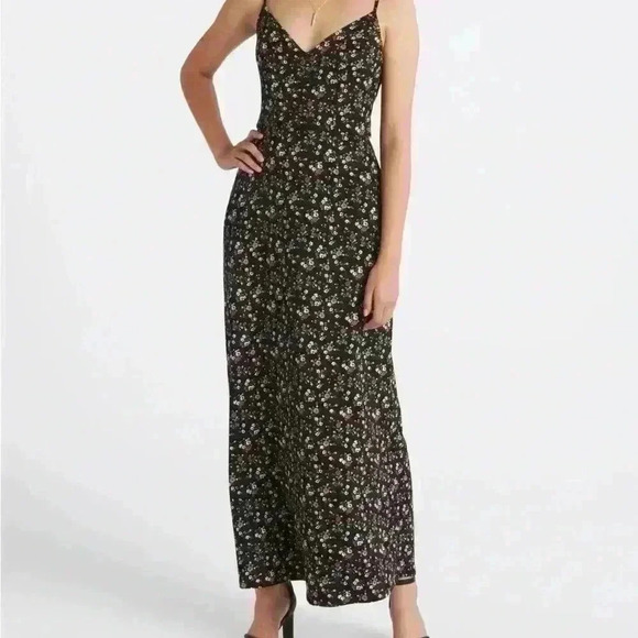 Dresses & Skirts - NINE BRITTON Willow Brushed Maxi Dress ~ L ~ Navy Floral ~ NWT!